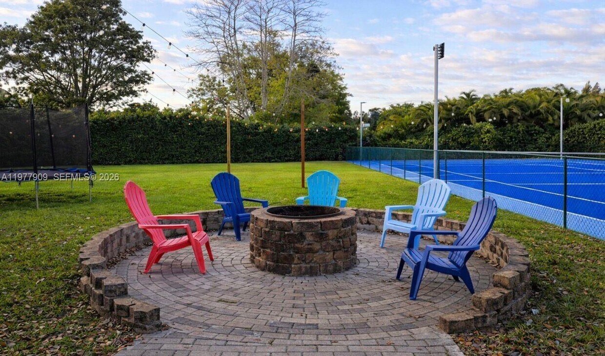 Foto del edificio - 11300 NW 5th St