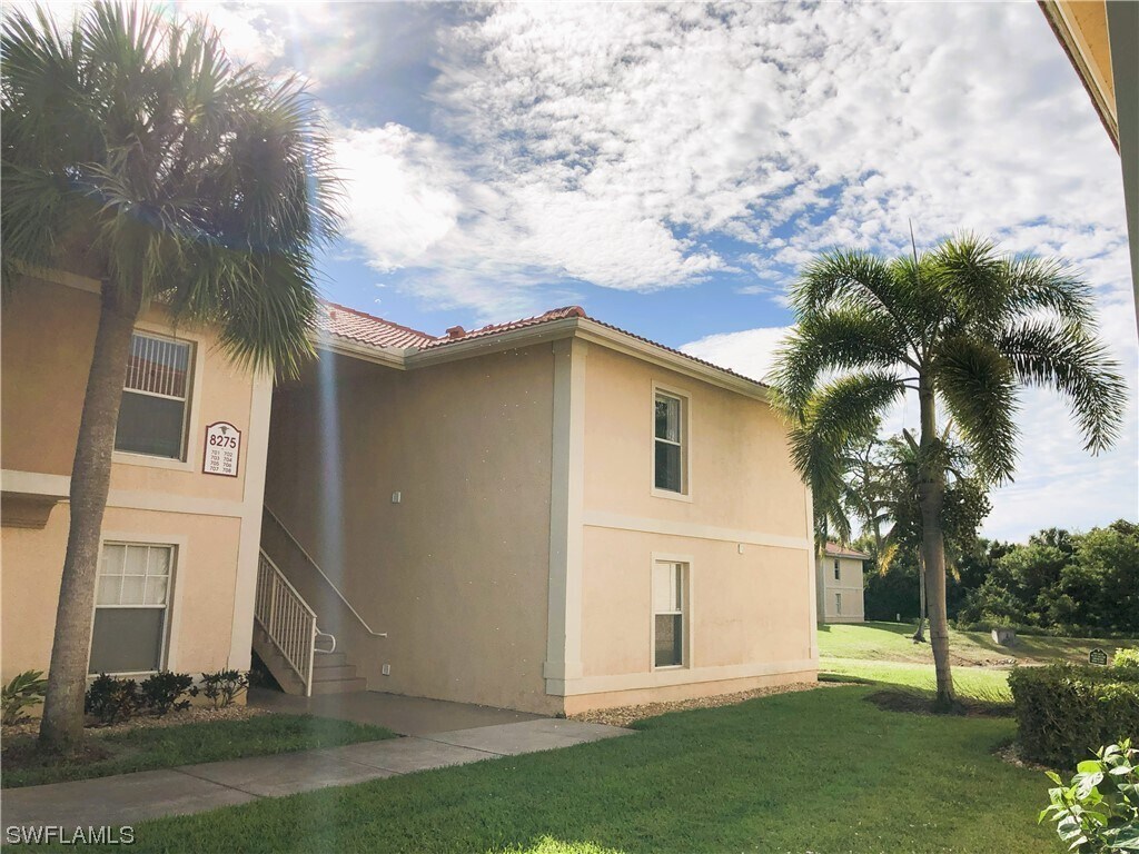 Primary Photo - 8275 Ibis Club Dr