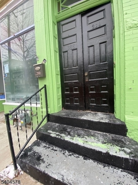 Foto del edificio - 388 S Main St