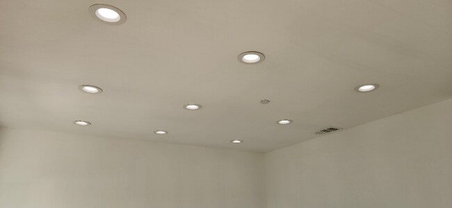 Foto del edificio - 339 N Harvard Blvd