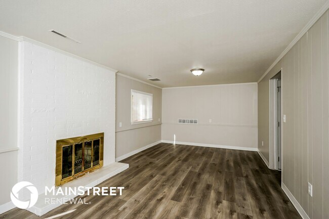 Foto del edificio - 3702 Iron Horse Way