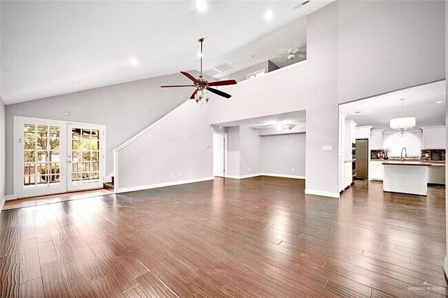 Building Photo - 16 Cimarron Dr