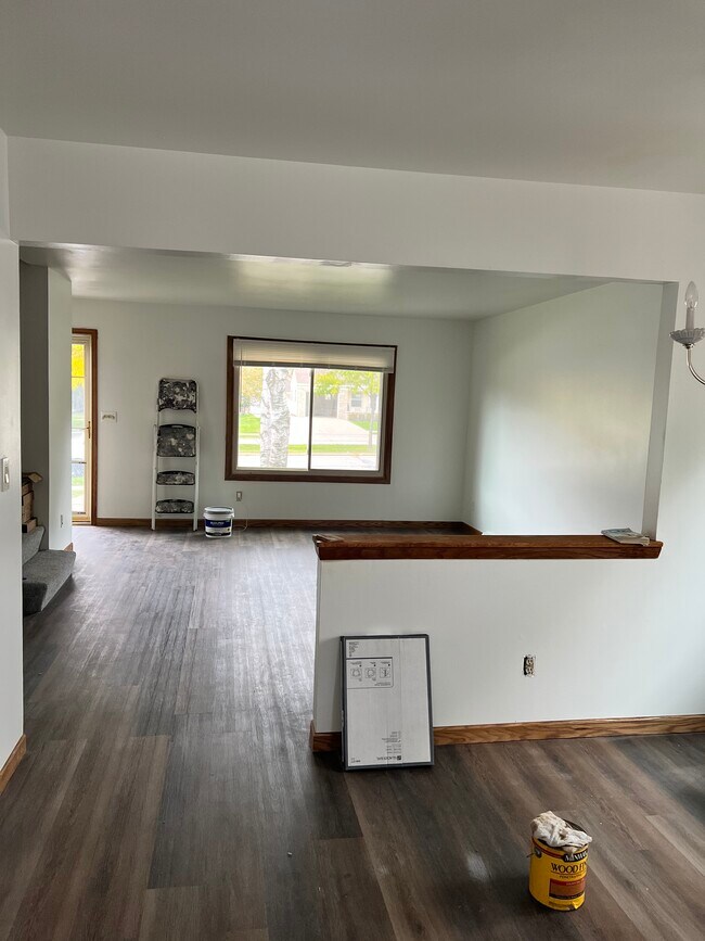 Building Photo - 9509 W Morgan Ave