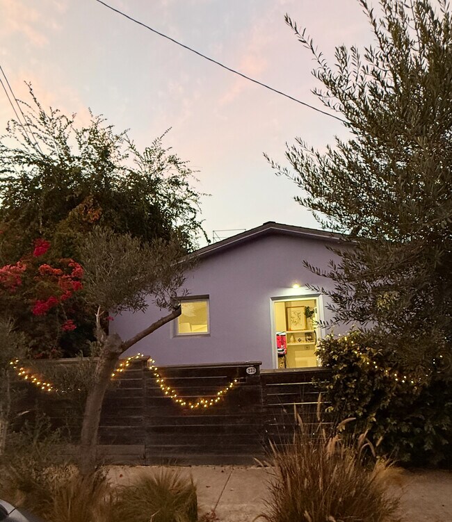 Foto del edificio - 237 San Juan Ave