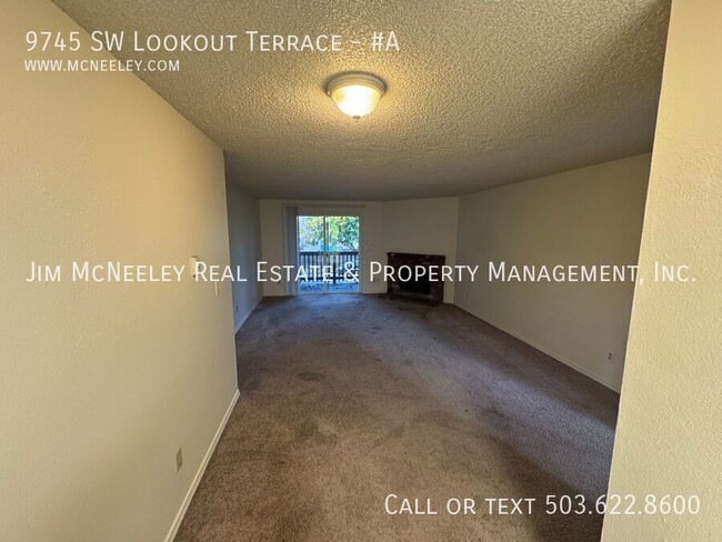 Foto del edificio - 9745 SW Lookout Terrace