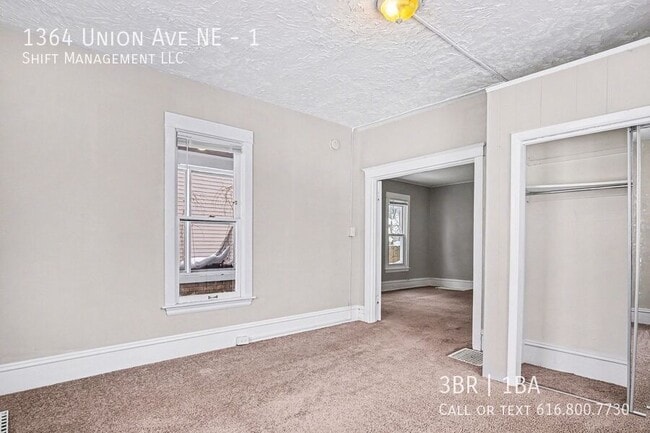 Building Photo - 1364 Union Ave NE