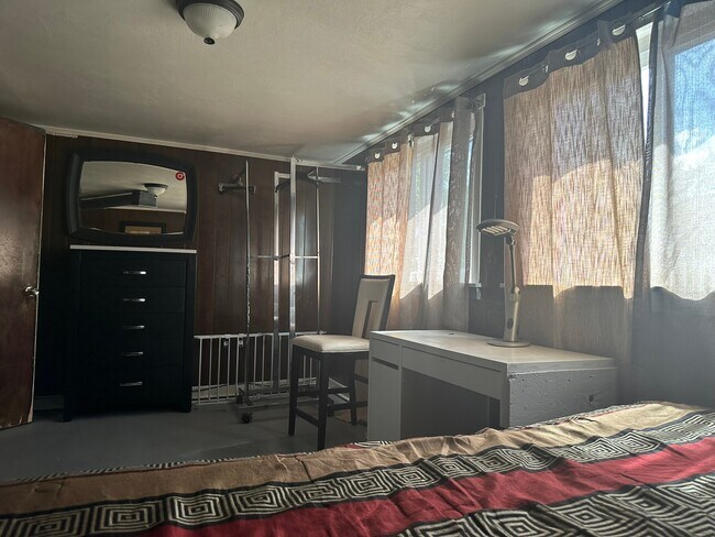 Foto del edificio - 4718 W Wrightwood Ave