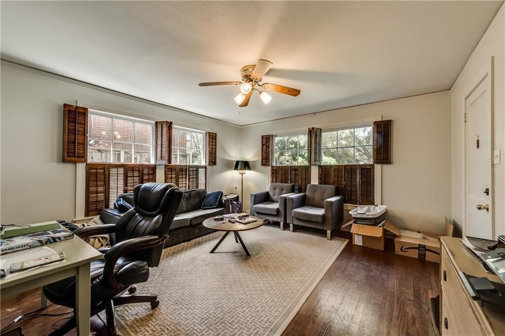 Primary Photo - 3509 Asbury St