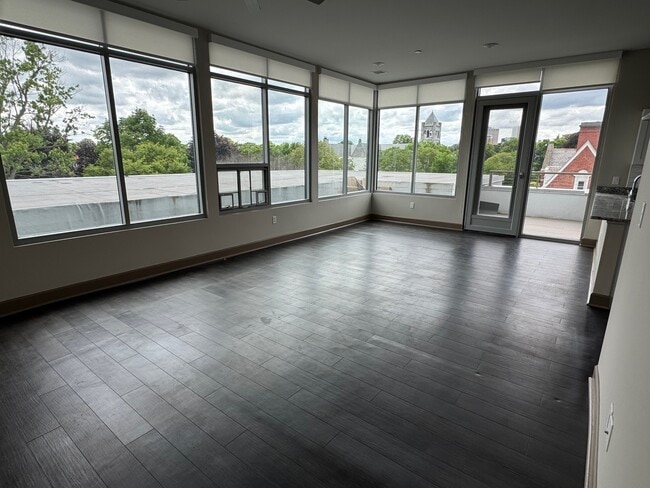 Foto del edificio - 600 East Ave