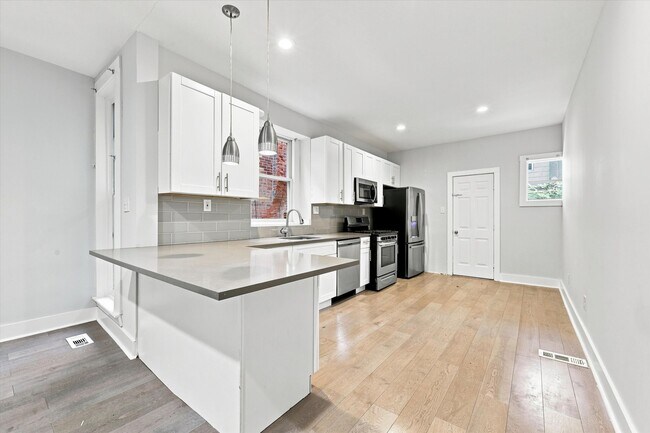 Foto del edificio - 5515 Catharine St
