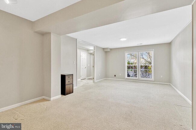 Foto del edificio - 4624 Briar Patch Ct