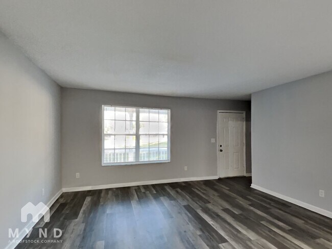 Foto del edificio - 5101 Gracewood Ln