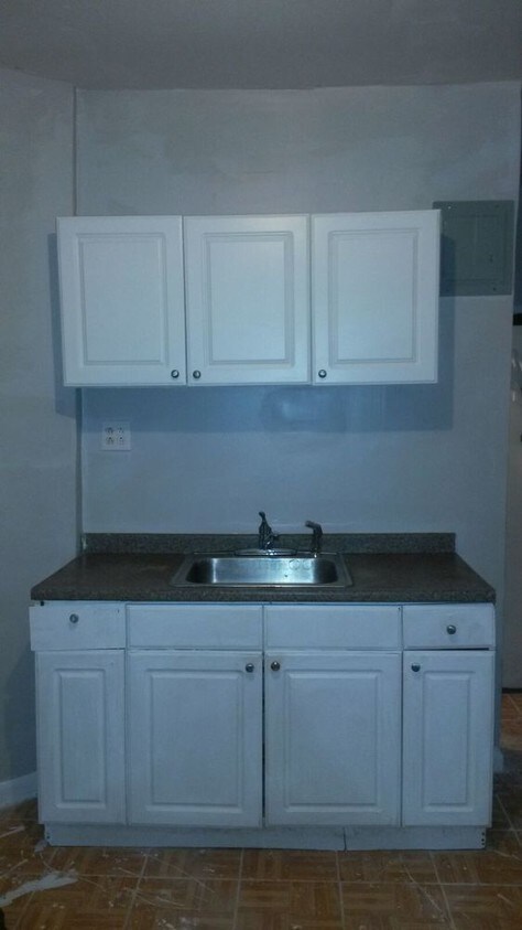 Foto principal - 655 Warwick St