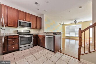 Building Photo - 14823 Chrysler Ct
