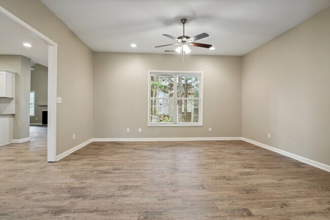 Foto del edificio - Move-in ready home in Stone Mountain!