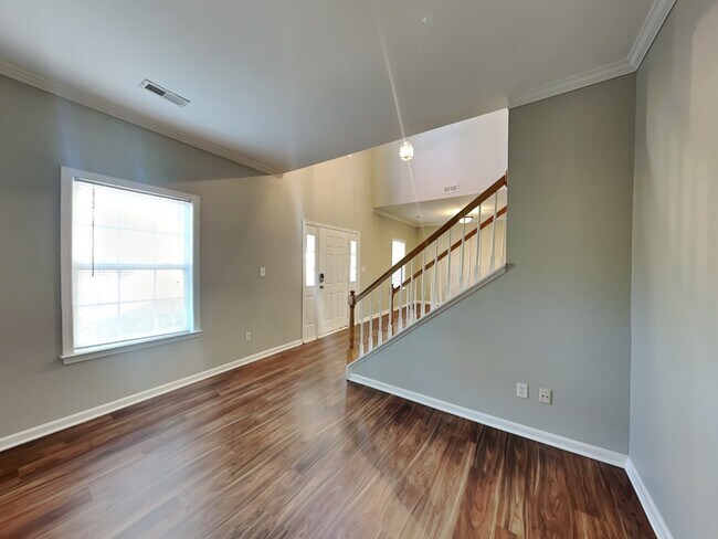 Building Photo - 15670 Birkdale Commons Pkwy