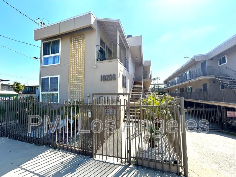 13 Apartments for Rent in Lennox, CA Westside Rentals