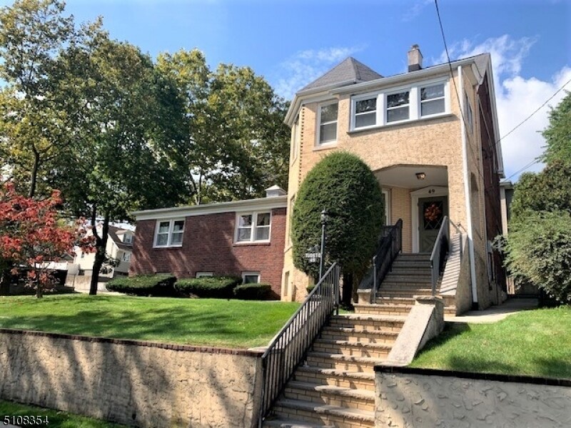 49 St Marys Pl, Nutley, NJ 07110 Room for Rent in Nutley, NJ