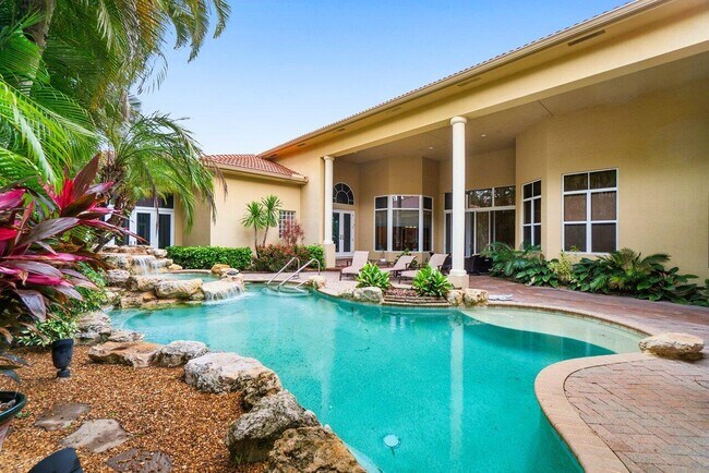 Foto del edificio - 128 Grand Palm Way