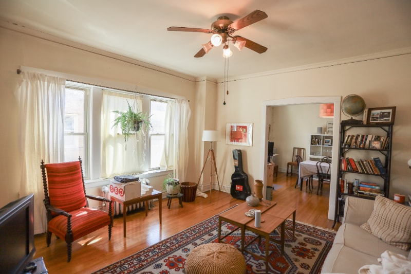 Photo - 4647 N Manor Ave (Chicago, IL)