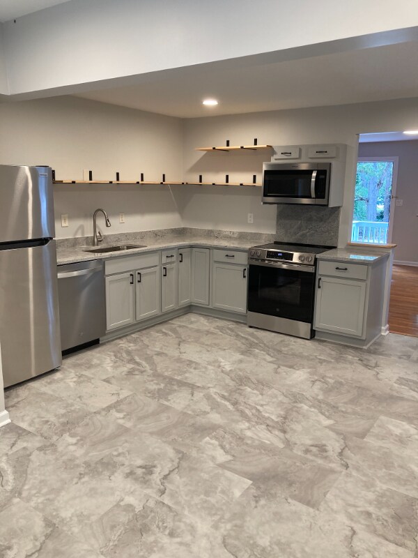 Foto del edificio - 1505 Woodland Rd