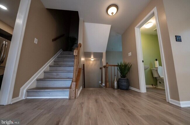 Foto del edificio - 13909 King Gregory Way