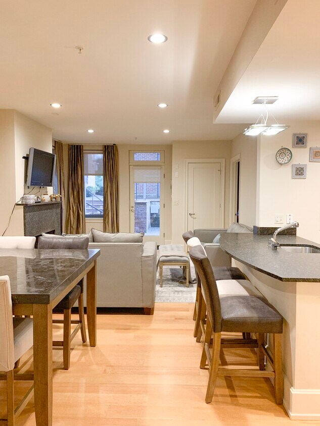 Foto principal - 2516 Q St NW