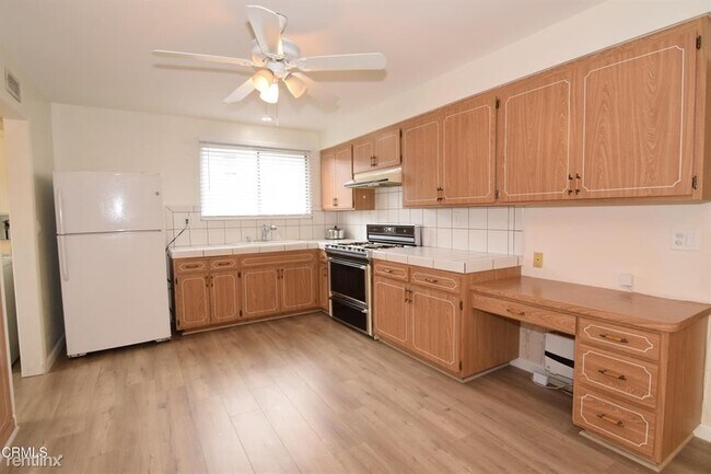 Foto del edificio - 3 br, 1.5 bath House - 6955 Lena Ave