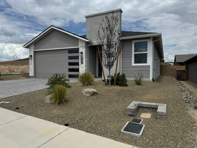 Foto del edificio - 1220 Woodchute Rd