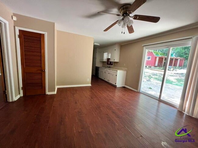 Building Photo - 609 Arrowhead Trl