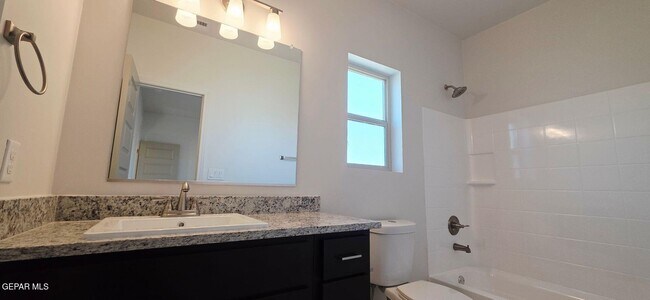 Foto del edificio - 4007 Tyler Ave