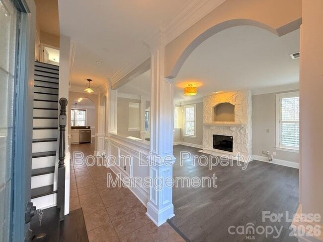 Building Photo - 5200 Craftsman Ridge Dr