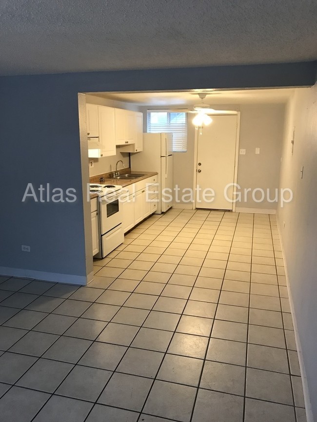 Building Photo - 7169 Grove Way