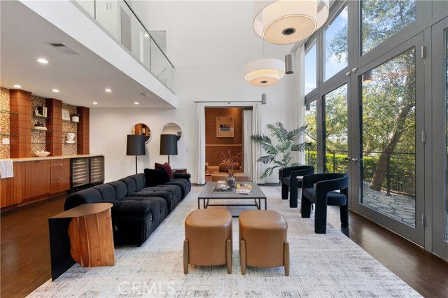 Foto del edificio - 9653 Oak Pass Rd