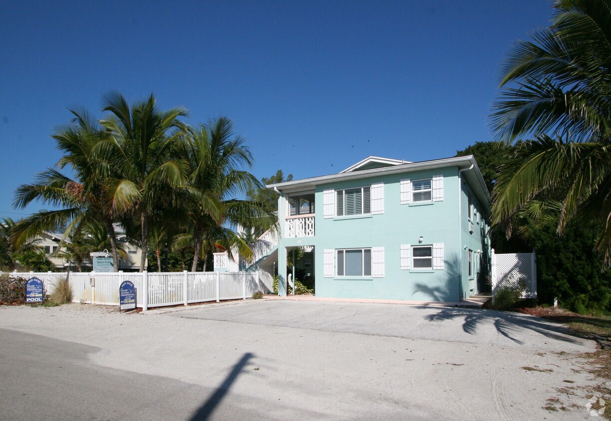 Building Photo - Anna Maria Beach Place