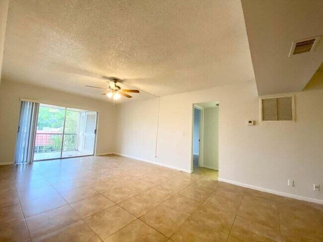 Foto del edificio - 622 NW 13th St