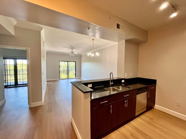Building Photo - 4801 PGA Boulevard