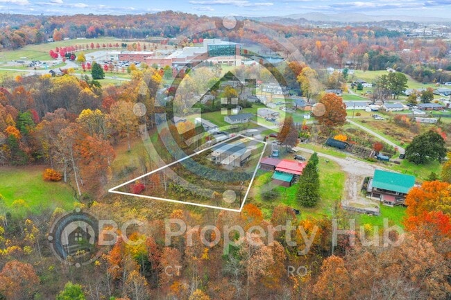 Building Photo - 97 Blakley Subdivision Rd