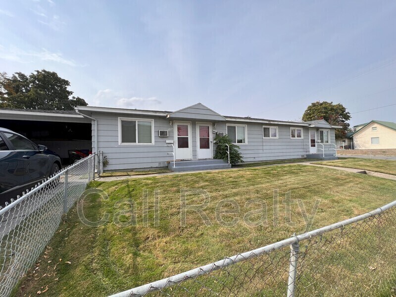 Primary Photo - 5223 N Crestline St
