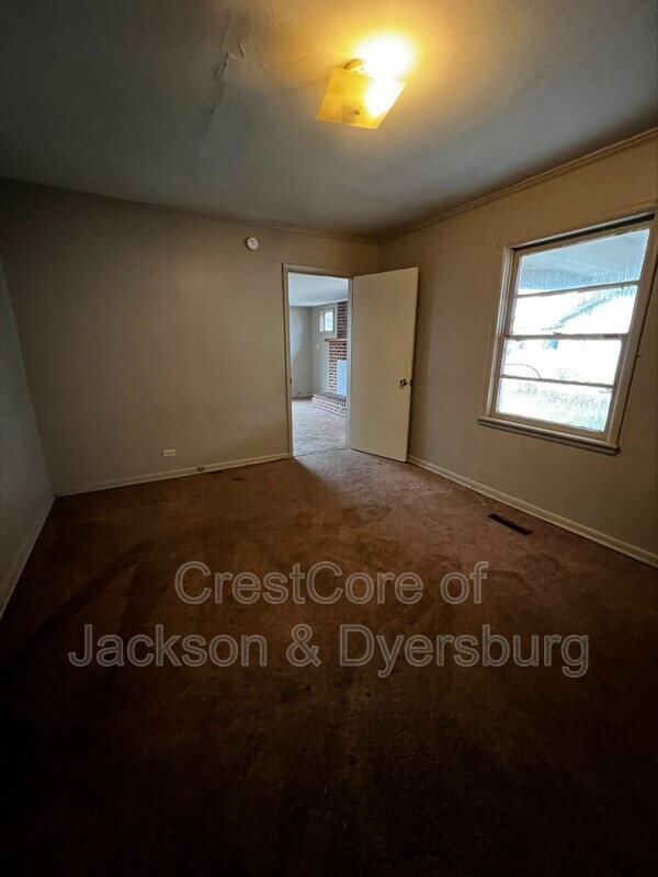 Primary Photo - 131 Washington St