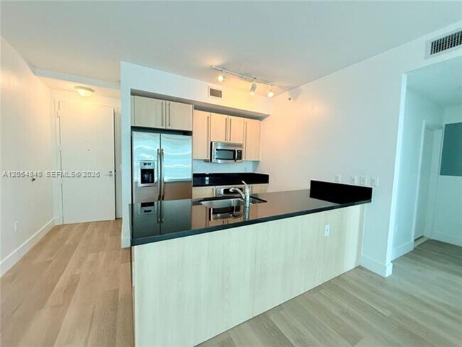 Photo - 79 SW 12 St cu-1208-S Apartment