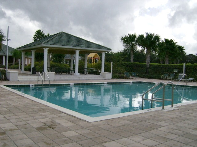 Building Photo - Weston Hills Gated Pool Community