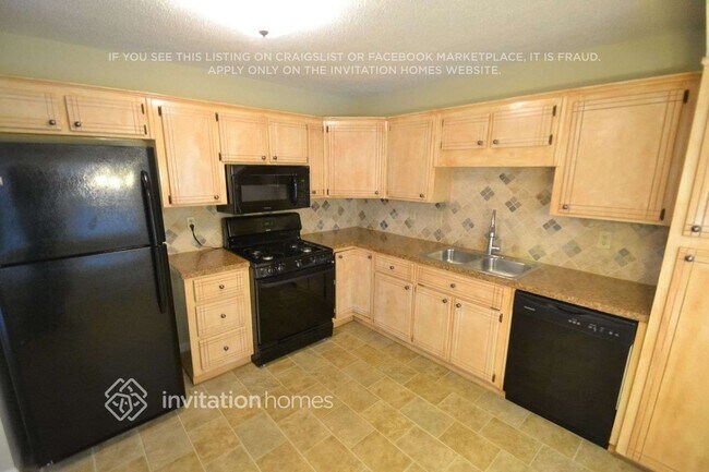 Foto del edificio - 6198 Brookside Ln