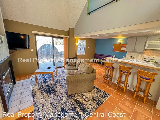 Foto del edificio - 1 br, 1 bath House - 411 E. Foothill Blvd. #2