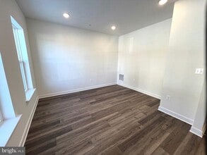 Building Photo - 1312 Bracken Ln