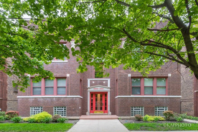 Building Photo - 2651 N Mozart St