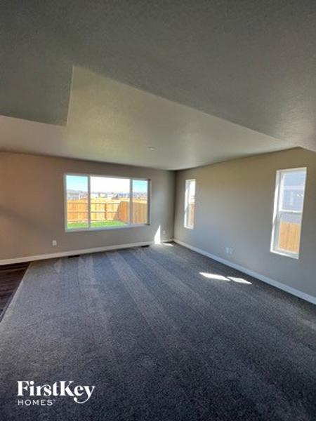 Building Photo - 10166 Luneth Dr