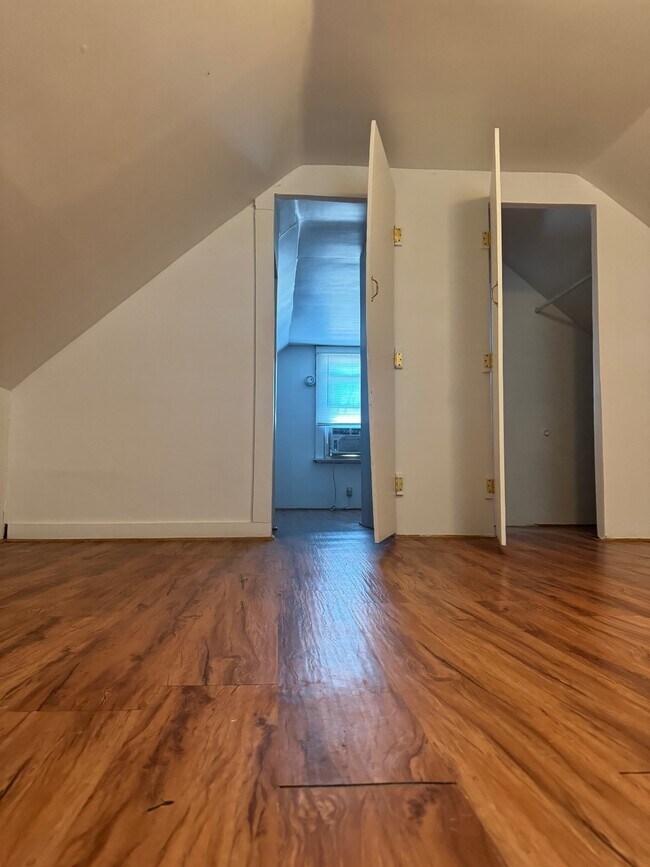 Foto del edificio - 1334 Main St