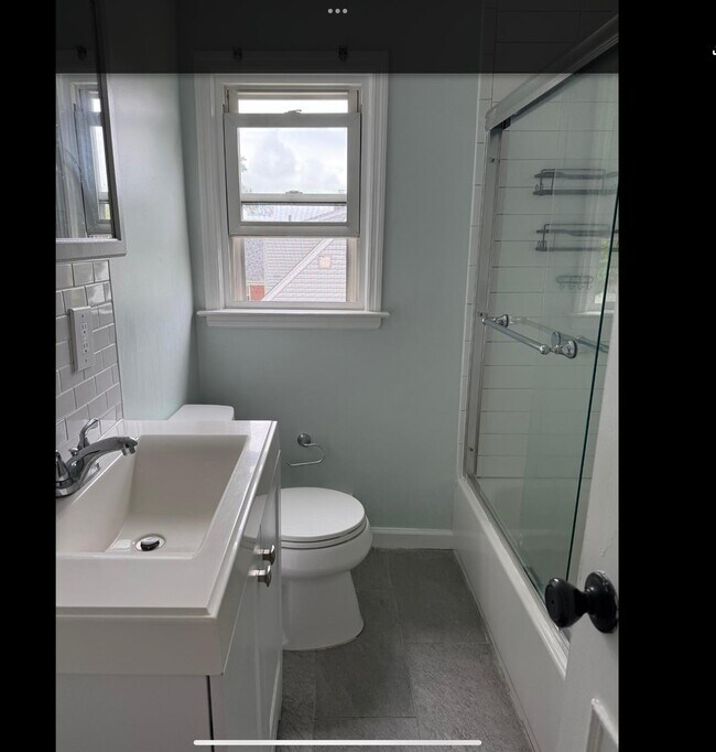 Foto del edificio - 905 6th St