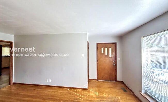 Foto del edificio - 2801 Berkley Dr